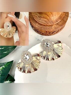 2/$30🌵 Gold Ginkgo Leaf Earrings Jumbo Rhinestone Zara Bohemian Jewelry NEW